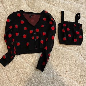 🖤BLACK FRIDAY SALE🖤Strawberry Print Crop Tank + Cardigan Set